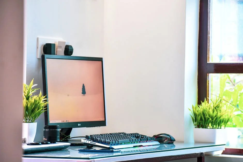 Best Desk Chair for Back and Hip Pain: Tested Picks